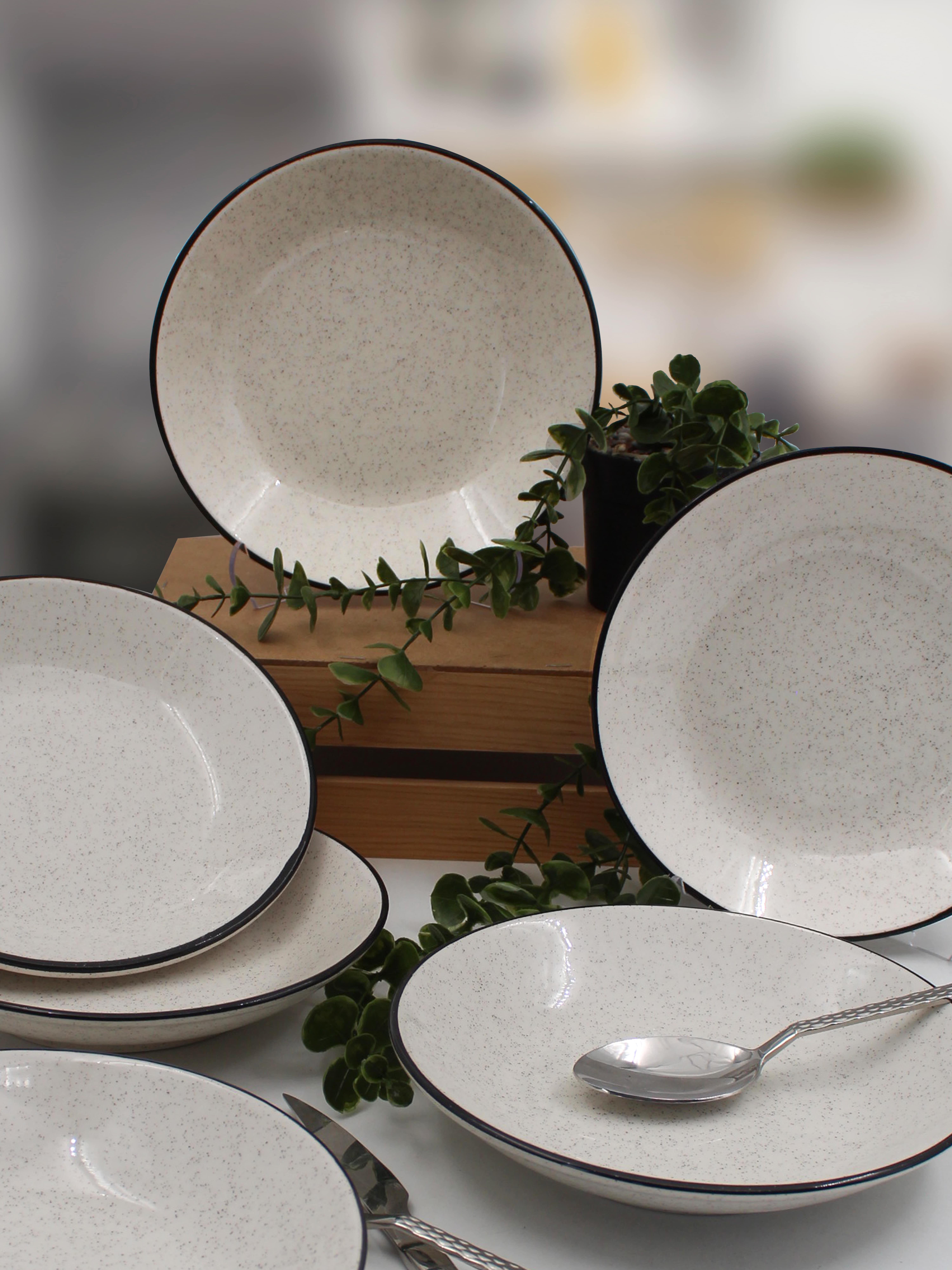 Anka 20 Cm Seramik Yemek Tabağı 6 Adet Anka 20 Cm Seramik Yemek Tabağı 6 Adet